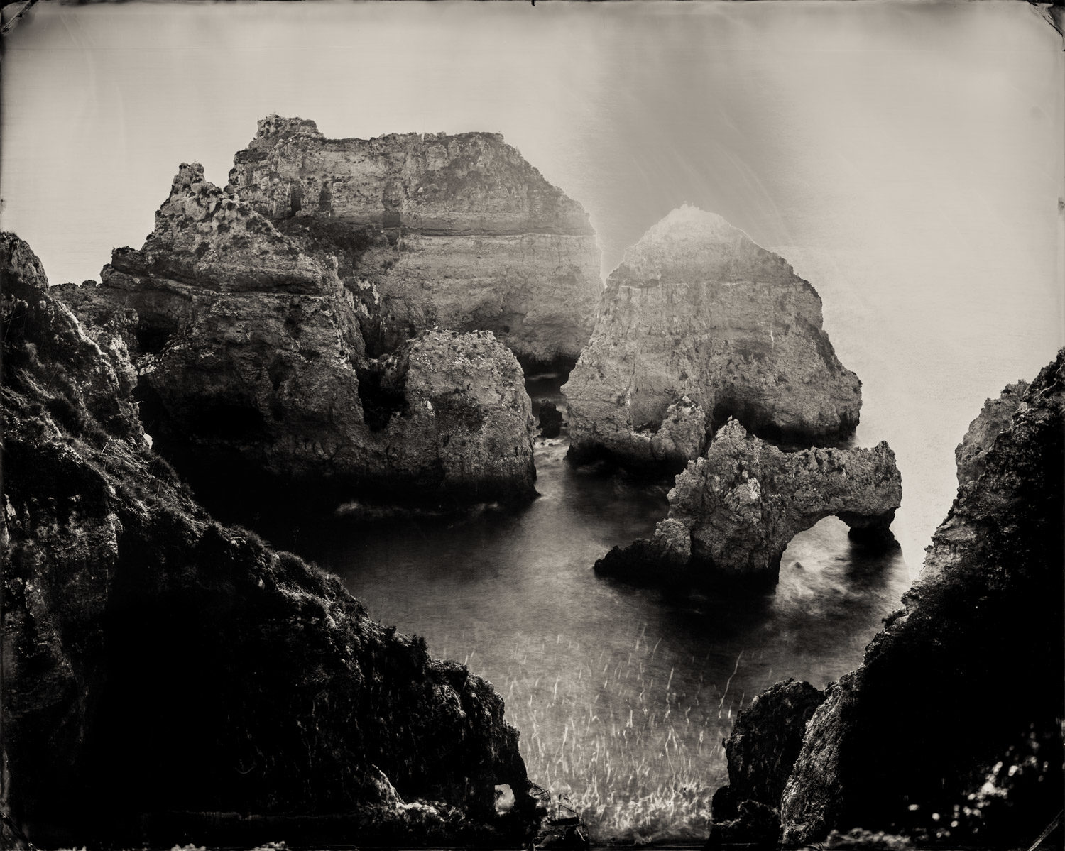 ChristianKlant_16x20WetPlateLandscape_Guardians-Portugal-Algarve-1